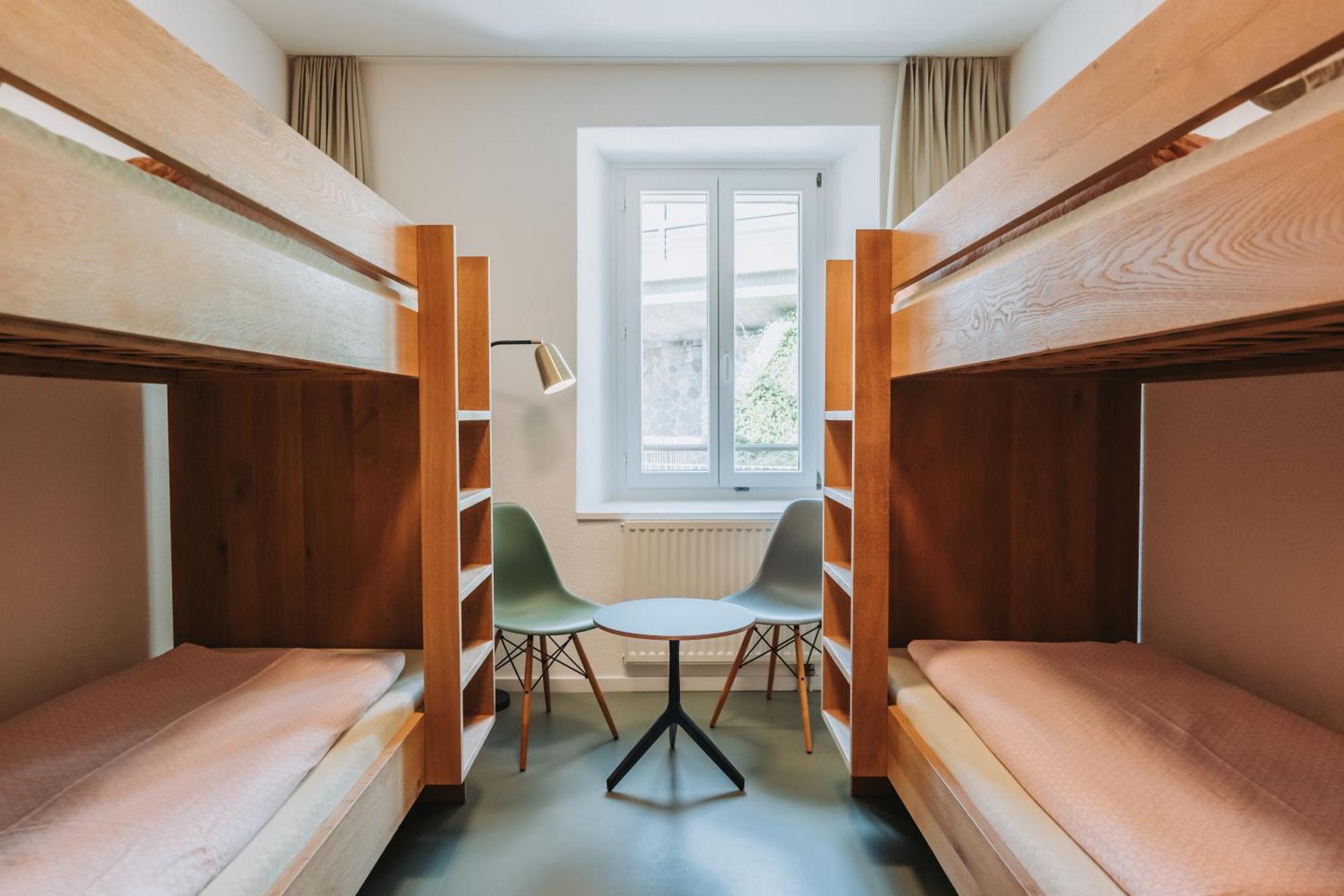 Montreux Youth Hostel Ngoại thất bức ảnh