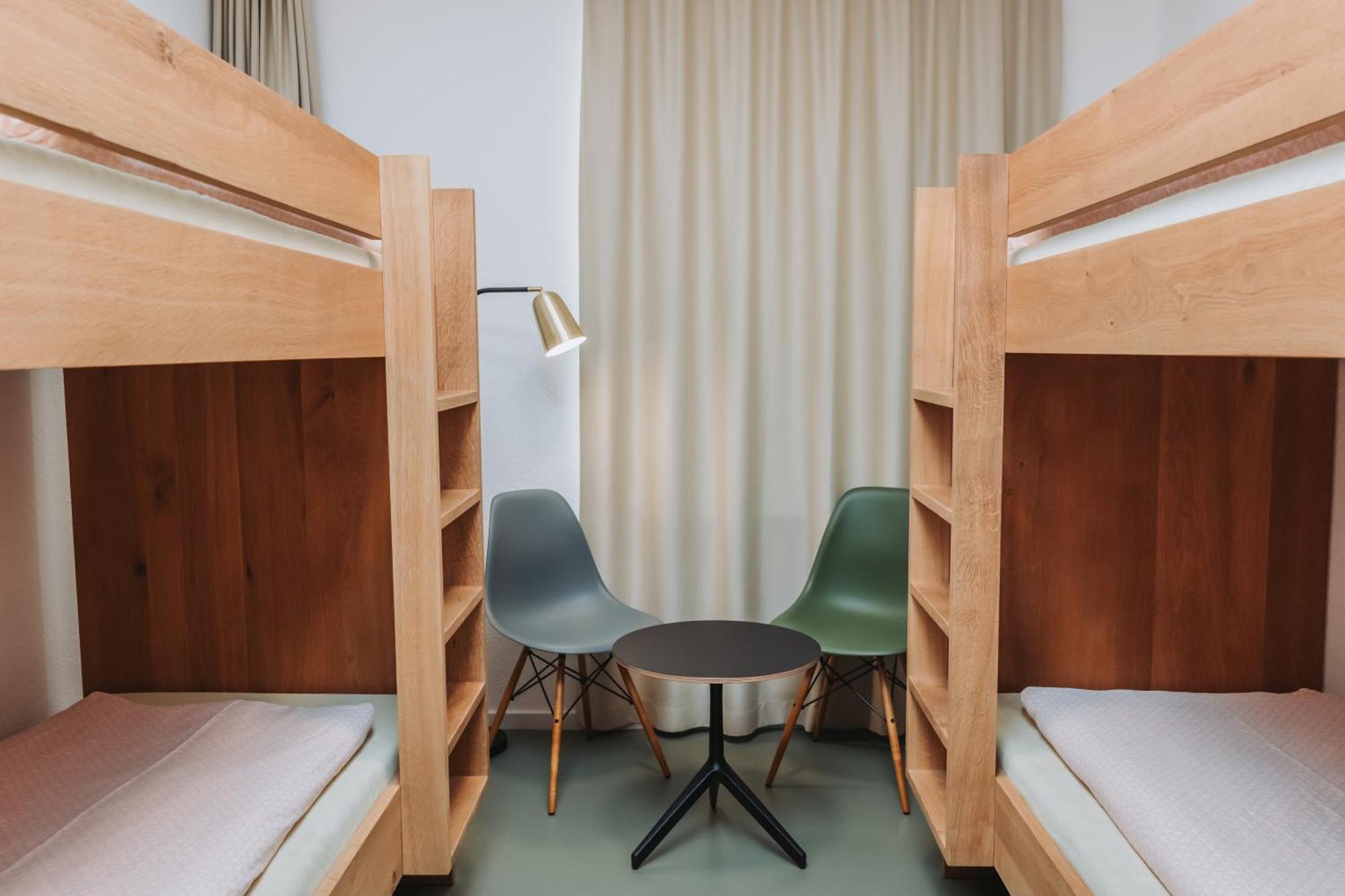 Montreux Youth Hostel Ngoại thất bức ảnh