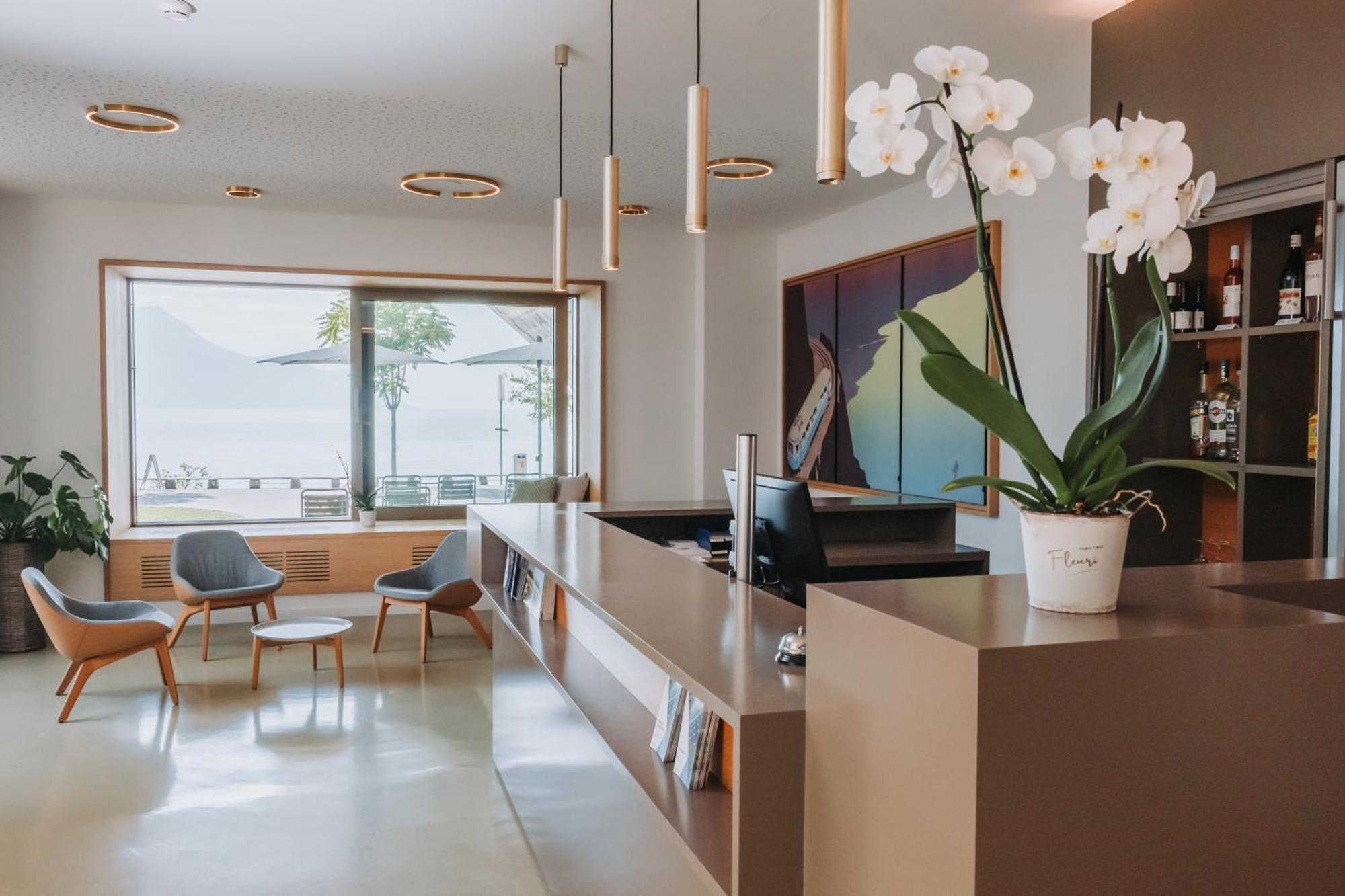 Montreux Youth Hostel Ngoại thất bức ảnh