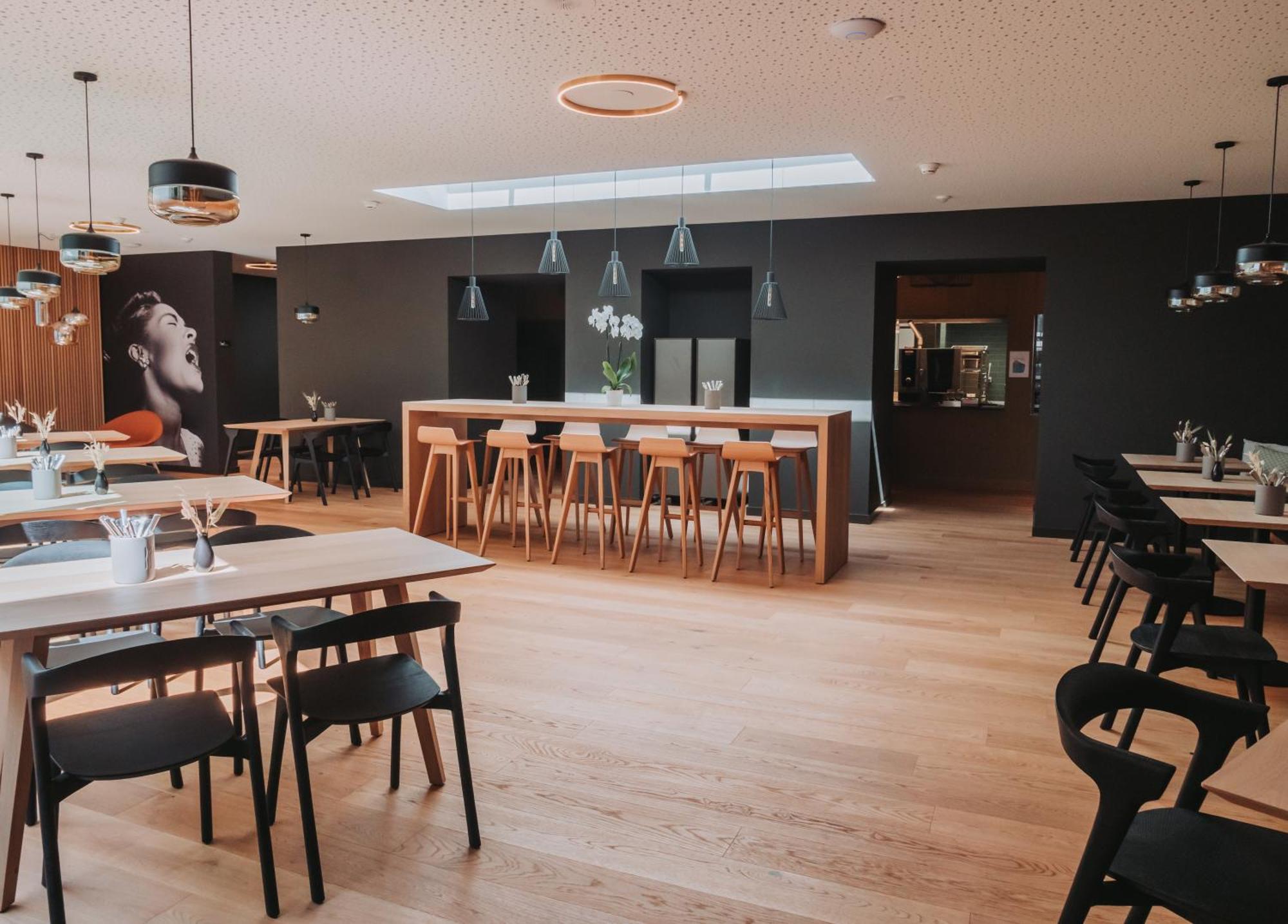 Montreux Youth Hostel Ngoại thất bức ảnh